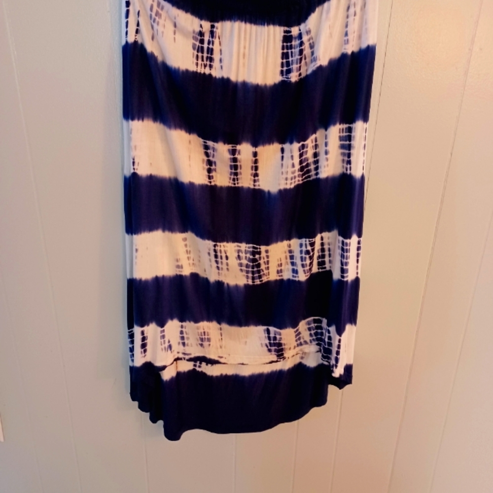 Two-tone skirt